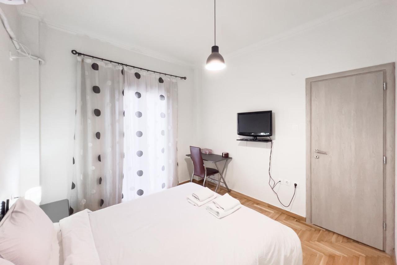 Cozy Cityscape Apartment In Aten Exteriör bild